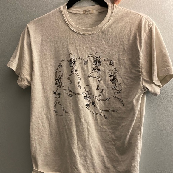 Brandy Melville Cream Skeleton Dance Tee - Picture 1 of 1